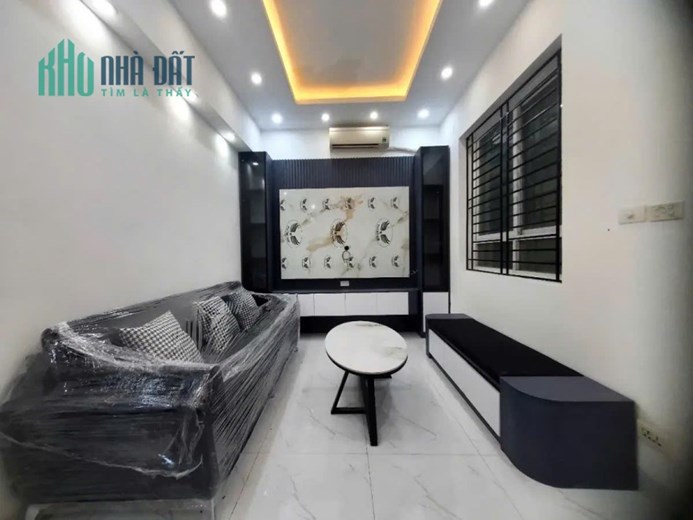Bán chung cư cao cấp gần đại học nhân văn. 84m2 nhỉnh 4 tỷ