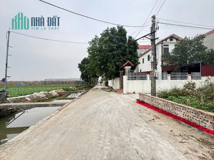 Bán 70m đất lô góc, 2 mặt thoáng thôn Ấp 1, Tiền Phong, Mê Linh, HN. Giá 3,58 tỷ.