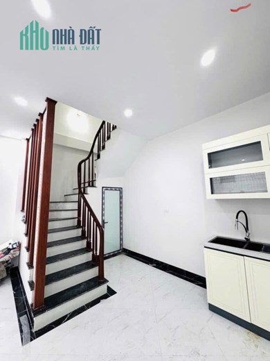 ngôi nhà Đẹp Đón Noel - Ngọc Thụy - xe con Đỗ Ngõ - Chỉ 4.X Tỷ