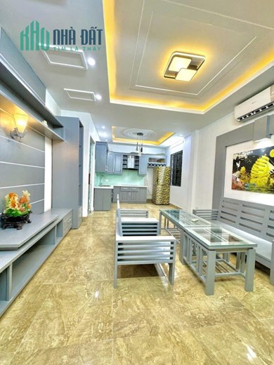 Bán nhà Quan Nhân, Thanh Xuân. Căn góc 46m2 xây 6 tầng giá nhỉnh 12 tỷ