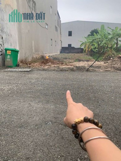 Bán Gấp Lô Đất Vị Trí Đắc Địa Trung Tấm Dân Tiến , Hưng Yên , Giá Cực Tốt