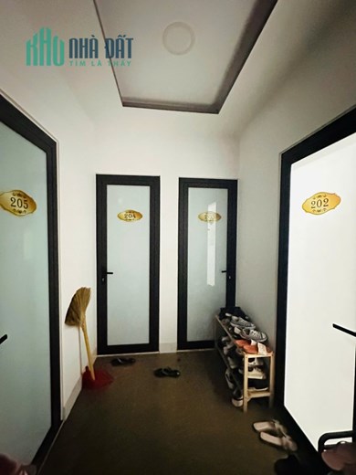 NHÀ Ở KẾT HỢP KHAI THÁC CHDV 4 TẦNG, MẶT TIỀN QUỐC LỘ 13 - KẾ BÊN KDC VẠN PHÚC CITY - GIÁ CHỈ 26 TỶ