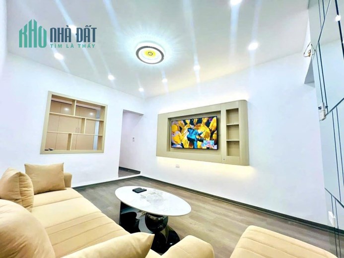 Bán nhà tập thể gần Xã Đàn. Đống Đa.