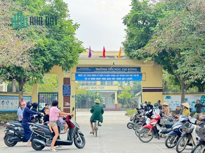 Bán đất đấu giá tổ 2, TT Chi Đông, Mê Linh, HN. Mặt tiền kinh doanh đẹp. DT 67m Giá 5,42 tỷ.