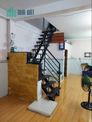 Bán nhà mặt tiền Tạ Quang Bửu P.2 Q.8 - 84 M2 - 3 Tầng - Giá 9.3 T