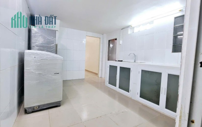 👉 Bán nhà đường Điện Biên Phủ quận 10 - diện tích sd: 90 m2 2 pn . Nhà ở sát mặt tiền.
