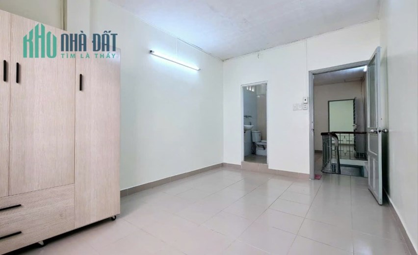 👉 Bán nhà đường Điện Biên Phủ quận 10 - diện tích sd: 90 m2 2 pn . Nhà ở sát mặt tiền.