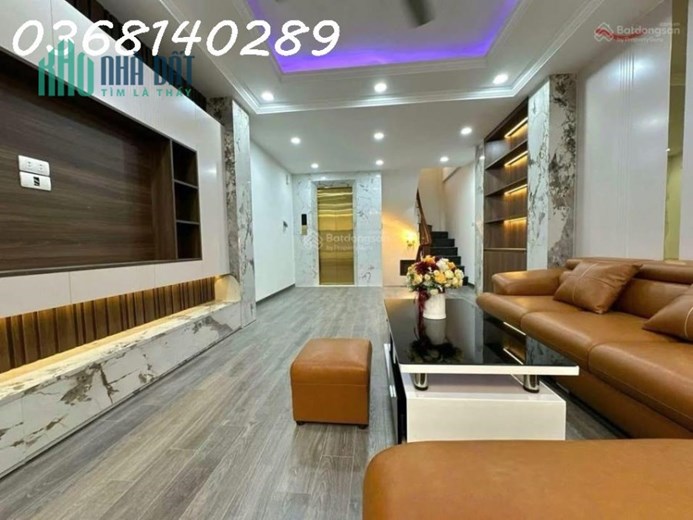 Ô tô đỗ cửa Ngày Đêm 42m2, 4,79 tỷ căn nhà Ngô Gia Tự, Thượng Thanh, Long Biên, Hà Nội