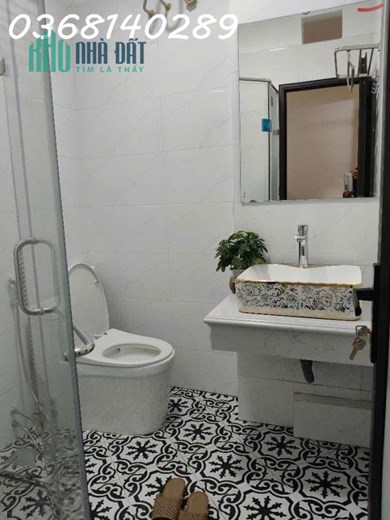 Ô tô đỗ cửa Ngày Đêm 42m2, 4,79 tỷ căn nhà Ngô Gia Tự, Thượng Thanh, Long Biên, Hà Nội