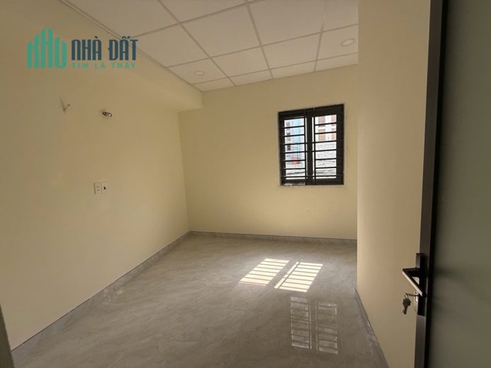 NHÀ MẶT TIỀN ĐƯỜNG LÃ XUÂN OAI, TĂNG NHƠN PHÚ A, TP. THỦ ĐỨC – CHỈ 5tyXX – 110m2