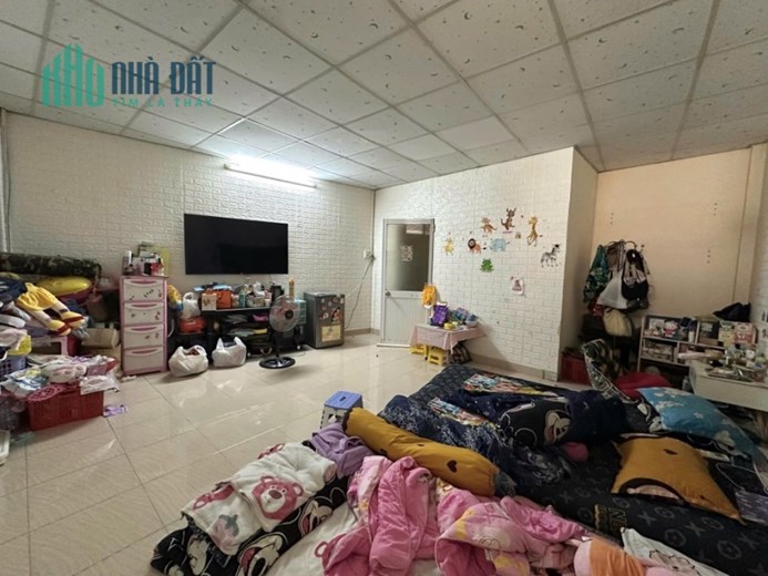 👉 Nhà Trần Đình Xu, quận 1 - 62 m2 nở hậu - nhà cũ tiện xây mới 1 T 2L