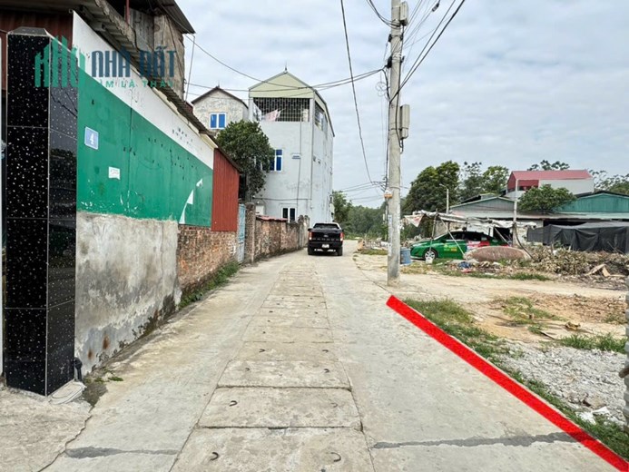Cần bán siêu phẩm lô góc, 2 mặt tiền 40m tổ 11, TT Quang Minh, Mê Linh, HN. Giá 2,2 tỷ.
