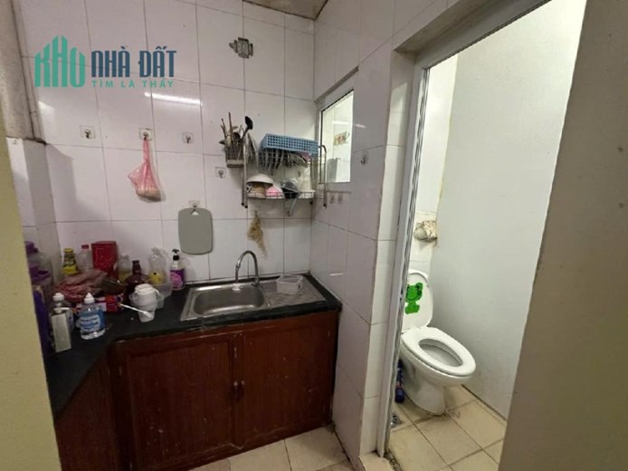 CĂN HỘ tầng 1 ĐỦ CÔNG NĂNG - Lý Thường Kiệt 32m chỉ 2.8 tỷ - HIẾM! KIẾM ĐÂU RA