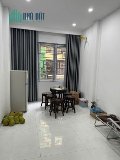 Cần bán nhà cạnh phố Nguyễn Huy Tự, 46m2, 6 tỷ