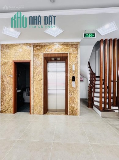 Bán Nhà Hồ Tùng Mậu, Cầu Giấy Mới Đẹp Lung Linh Phân Lô, Gara Ô Tô, 7 Tầng Thang Máy, Chỉ 13.6 Tỷ