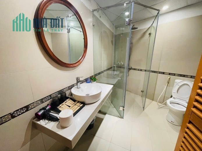 HOMESTAY Phố CỔ ngày 2TR – Đường Thành 32m MT5m chỉ 8.7 tỷ - NGÕ NÔNG RỘNG, NHÀ ĐẸP THOÁNG