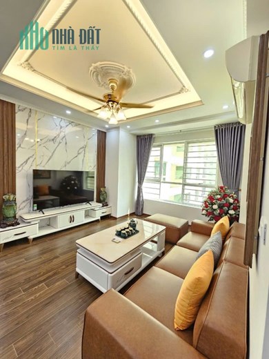 Bán căn hộ rẻ nhất F4, phố Trung Kính, 82m2, căn góc 5,8 tỷ. 0975118822.