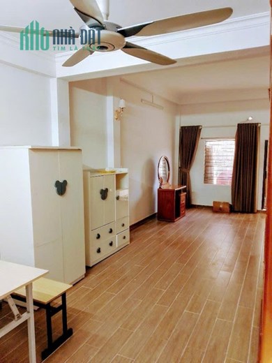 Gấp Gấp Gấp! 
Bán nhà VƯƠNG THỪA VŨ, 51m2, 7 tỷ, Nhà rộng, Đẹp, Ngõ thông, Dân xây chắc chắn