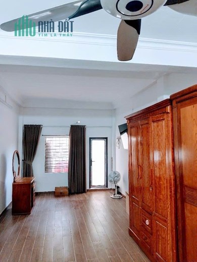 Gấp Gấp Gấp! 
Bán nhà VƯƠNG THỪA VŨ, 51m2, 7 tỷ, Nhà rộng, Đẹp, Ngõ thông, Dân xây chắc chắn