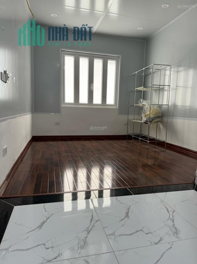 bán nhà tập thể tầng 5 thông tầng 6 thanh nhàn, hà nội