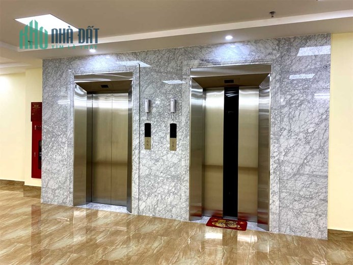Bán Tòa Văn Phòng 9 Tầng Mặt Phố Đại La, Hai Bà Trưng. DT 265m2, Vị Trí Đắc Địa, Giá 120 TỶ