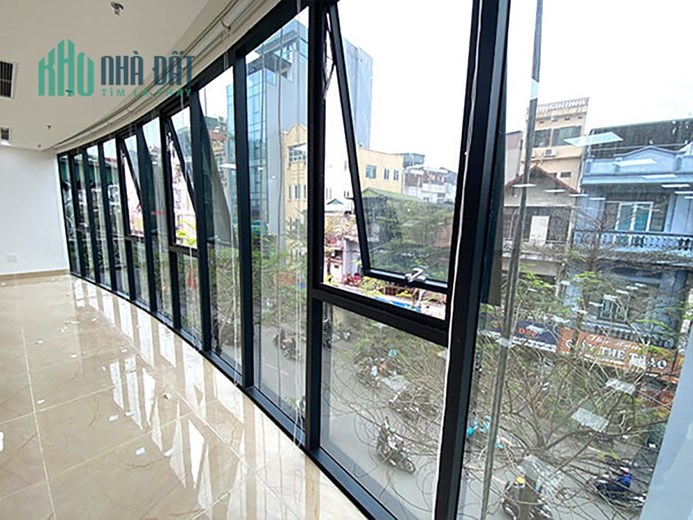Bán Tòa Văn Phòng 9 Tầng Mặt Phố Ngô Gia Tự. DT 348m2.Mt 8.2m nở hậu. Giá 135 TỶ