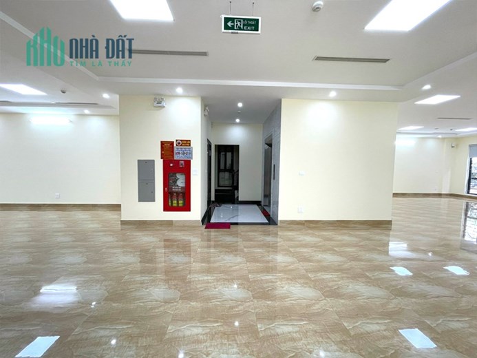 Bán Tòa Văn Phòng 9 Tầng Xây Mới Mặt Phố Khâm Thiên.Vị Trí Đắc Địa. DT 290m2. Giá 135 TỶ