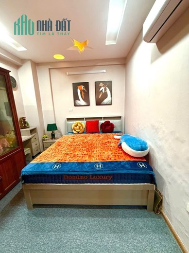 Bán căn hộ chung cư phố Thành Thái kđt Dịch Vọng 2 ngủ, 1 khách, 1wc
