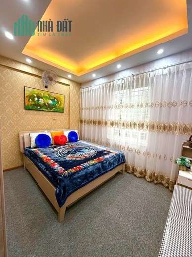 Bán căn hộ chung cư phố Thành Thái kđt Dịch Vọng 2 ngủ, 1 khách, 1wc