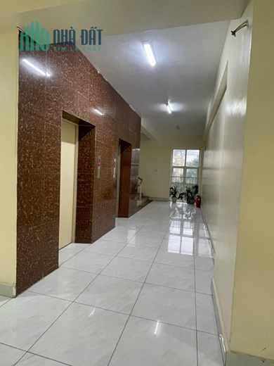 Bán căn hộ chung cư phố Thành Thái kđt Dịch Vọng 2 ngủ, 1 khách, 1wc