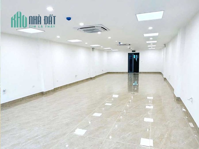 Cho Thuê Tòa Văn Phòng 8 Tầng Mặt Phố Tô Vĩnh Diện. DT 120m2. MT 6m. Giá 140tr/th