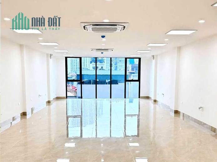 Cho Thuê Tòa Văn Phòng 8 Tầng Mặt Phố Tô Vĩnh Diện. DT 120m2. MT 6m. Giá 140tr/th