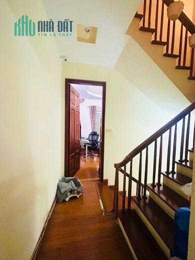 Đáng giá! 
Bán nhà VŨ TRỌNG PHỤNG, 36m2, 7 tỷ, Nhà đẹp, 2 thoáng, Ngõ nông, Khu VIP, Gần Ôtô