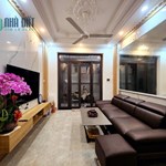 Sốc! 
Bán nhà ĐẶNG TIẾN ĐÔNG 34m² hơn 7 tỷ - Nhà xinh, gần ô tô, ngõ nông hiếm có