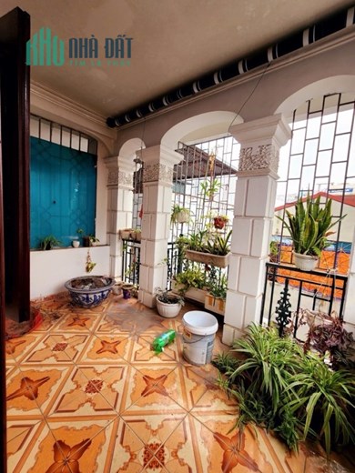 Sốc! 
Bán nhà ĐẶNG TIẾN ĐÔNG 34m² hơn 7 tỷ - Nhà xinh, gần ô tô, ngõ nông hiếm có