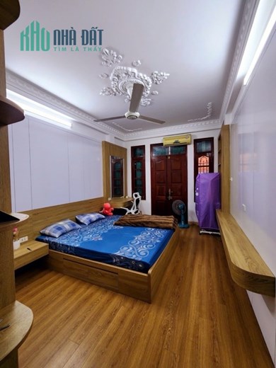 Sốc! 
Bán nhà ĐẶNG TIẾN ĐÔNG 34m² hơn 7 tỷ - Nhà xinh, gần ô tô, ngõ nông hiếm có