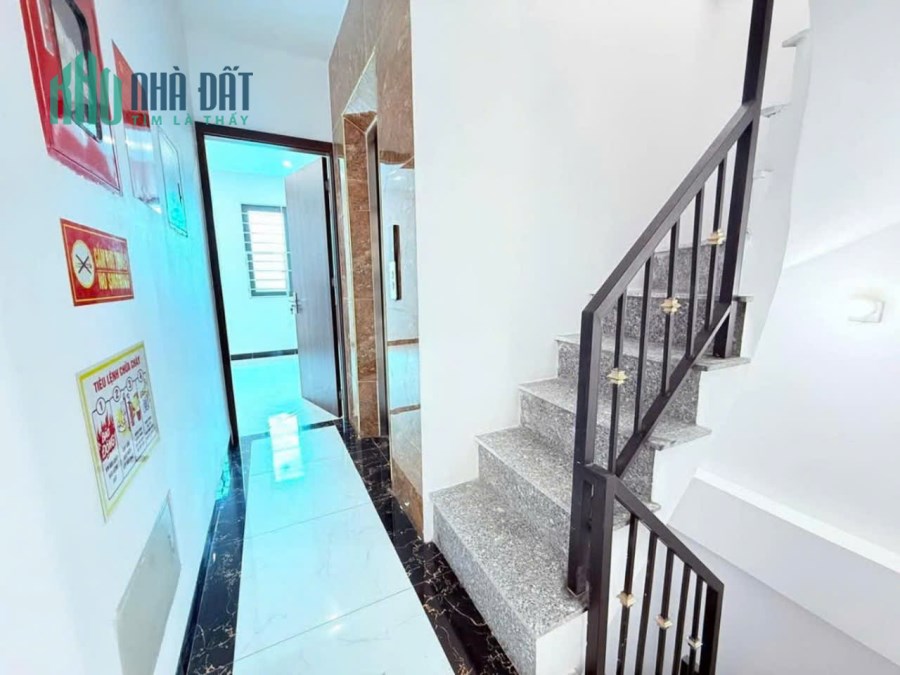 CHUNG CƯ MINI HAI THOÁNG - 11 PHÒNG FULL ĐỒ - DÒNG TIỀN 60 TRIỆU - GẦN TRƯỜNG NỘI VỤ.
