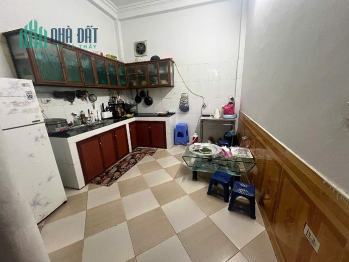 Phan Đình Phùng 4 tầng PHÂN LÔ – 43m chỉ 11.5 tỷ - TRƯỚC NHÀ SH QUAY ĐẦU