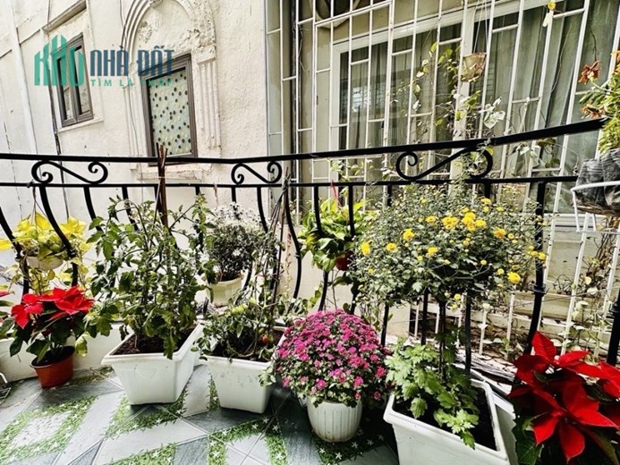 Rất sốc! 
Phân khúc 5 tỷ, Căn nhà đẹp nhất Đống Đa, Thanh Xuân, 27m2, 4 tầng, không thể đẹp hơn!