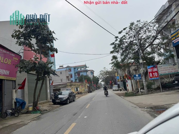 Bán đất tổ 11, TT Quang Minh, Mê Linh, HN. Đường thông, oto đỗ đất, cách đường Quang Minh 100m.