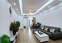 Bán CT6 Yên Hòa, 105m2, 3pn, nhà đẹp, giá 6 tỷ. 0975118822.