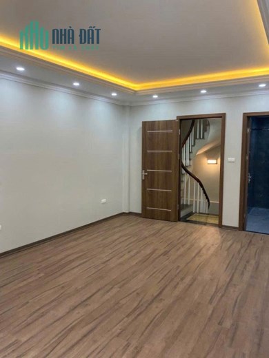 Nhà Mới Tinh - Hoàng Mai - 36m² - 5 Tầng - Mt 4.2m - Chỉ Việc Xách Vali Về Ở