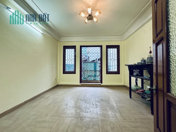 10 tỷ có nhà PHỐ ĐẸP đường Hai Bà Trưng - 5 tầng 46m – LÔ GÓC 2 THOÁNG, MẶT TIỀN RỘNG