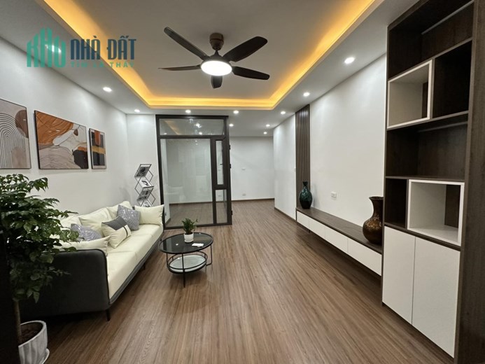 Bán chung cư 34T, Trung Hòa Nhân Chính, 146m², 3pn, 3wc. 0975 118 822.