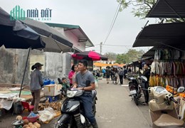 Bán đất mặt chợ, tổ 2, trung tâm, TT Chi Đông, Mê Linh. Đường oto tránh, kinh doanh sầm uất.