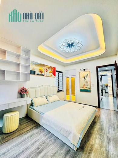 Bán nhà ngõ 521 Trương Định, Hoàng Mai, DT 30m2, xây 5 tầng, giá 4,9 tỷ