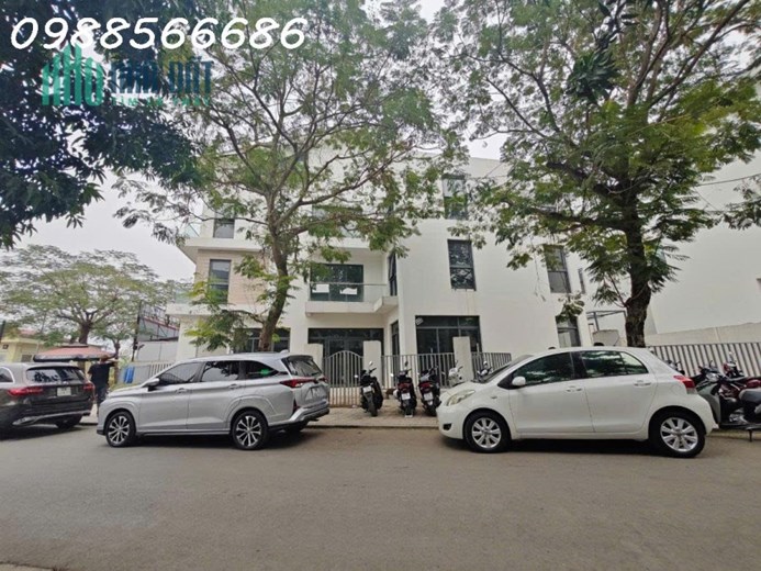 BÁN BIỆT THỰ 300M² LÔ GÓC - KĐT DƯƠNG NỘI - VỊ TRÍ VÀNG NGAY LÊ QUANG ĐẠO KÉO DÀI