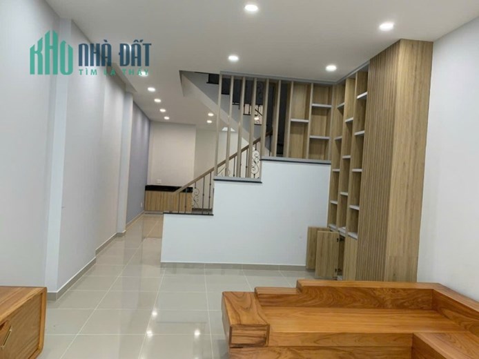 Bán nhà 84m2, 5PN, 4WC, Linh Trung, Thủ Đức, 8.2 tỷ, sổ hồng