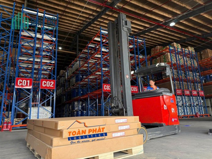 CHO THUÊ KHO 100M2, KHÔNG CẤM ĐƯỜNG, CẤM TẢI