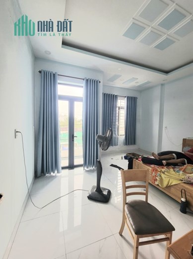Bán nhà 3 tầng, 90m², 3PN, 4WC, Linh Xuân, Thủ Đức - 4.85 tỷ